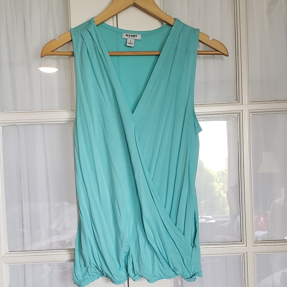 ON Sleeveless Wrap Shirt